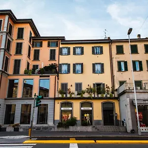 https://vip-bergamo-rooms.it-lombardy.com